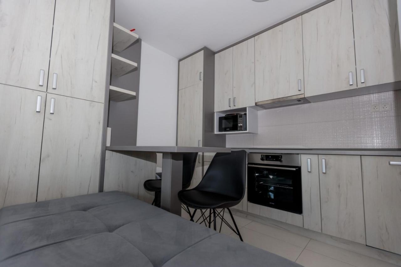 Apartman Skver Tuzla Eksteriør billede